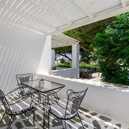 Apartment Tzane & - Steps Away From Golden