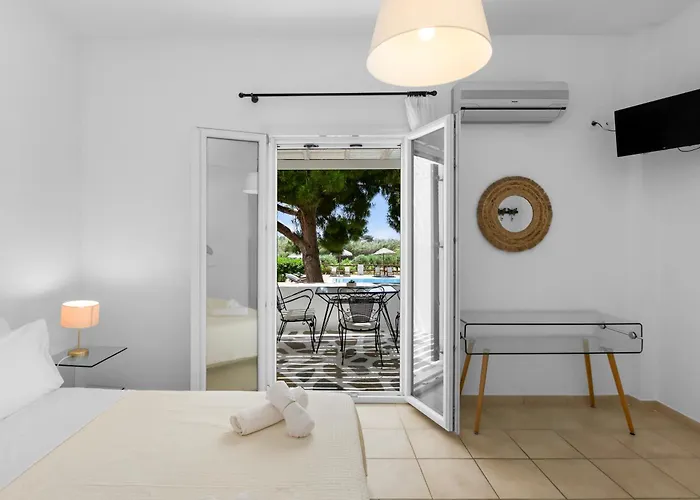 Tzane & - Steps Away From Golden クリシ・アクティ