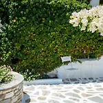 Tzane & - Steps Away From Golden Appartement Chrisi Akti (Paros)