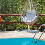 Appartement Tzane & - Steps Away From Golden
