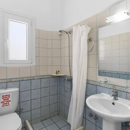 Tzane & - Steps Away From Golden Apartment Chrisi Akti (Paros)