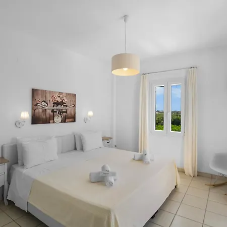 Tzane & - Steps Away From Golden Appartement