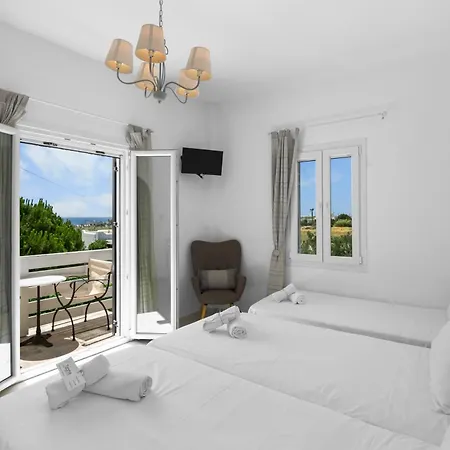 Apartment Tzane & - Steps Away From Golden