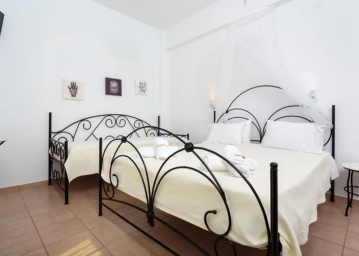 Tzane & - Steps Away From Golden Appartement Chrisi Akti (Paros)