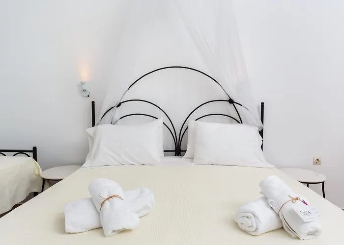 Tzane & - Steps Away From Golden *